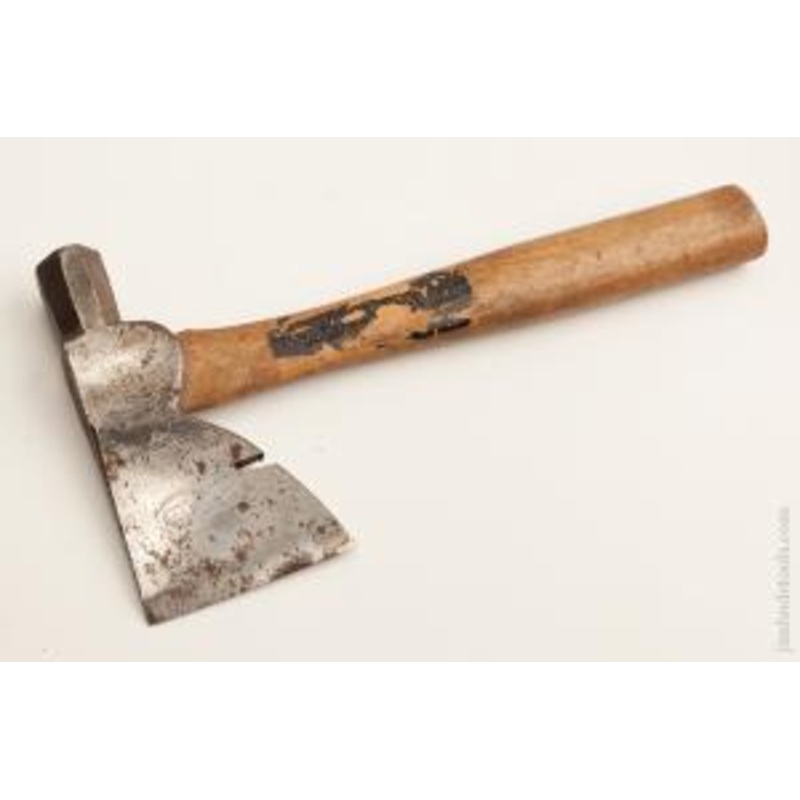 Unused! BEATTY Axe with Partial Cow Label  – 74839R