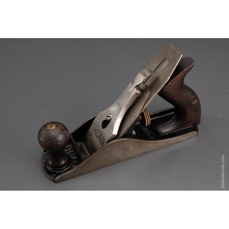 STANLEY No. 4 Smooth Plane FINE Heavy War Time Casting – 93535