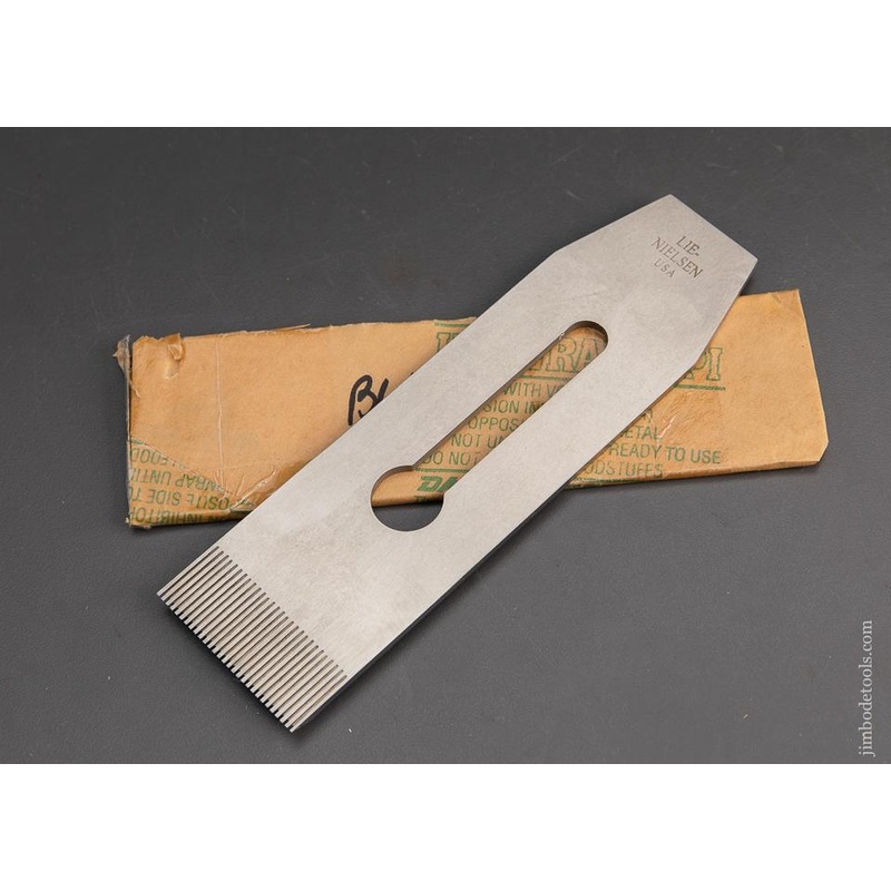 RARE Two inch LIE-NIELSEN Toothing Iron NEW in Wrapper! – 93737