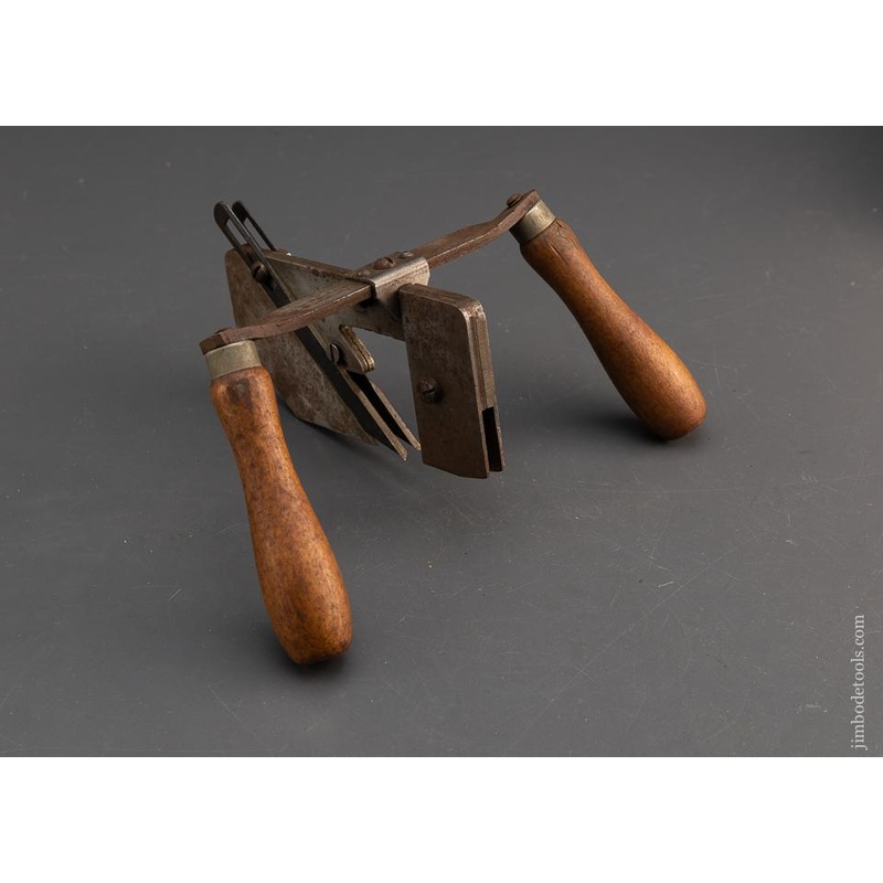 RARE Double Iron Grasshopper Plow Plane by SANDUSKY – 94397