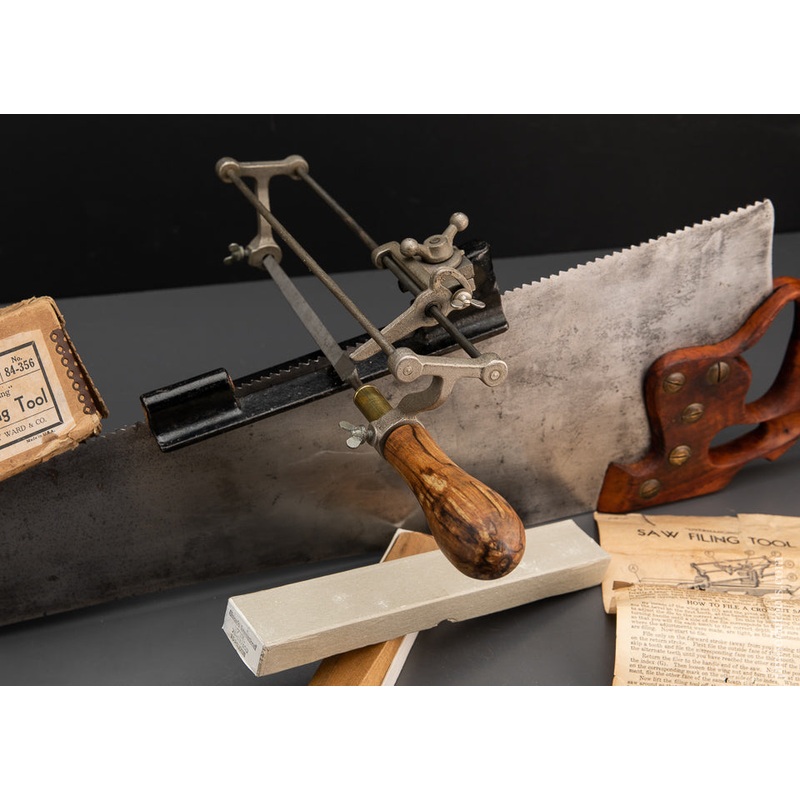 Stearns Patent Saw Filer With New Box of SIMONDS Saw Files -79457