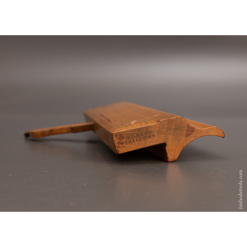 Remarkable Snipe Bill Around Corners ?? Moulding plane by GRIFFITHS NORWICH Ca. 1803-1958 – EXCELSIOR 114982