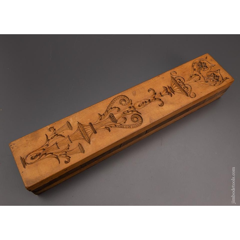 Stunning 18 Inch Boxwood Plaster Mold – 97465