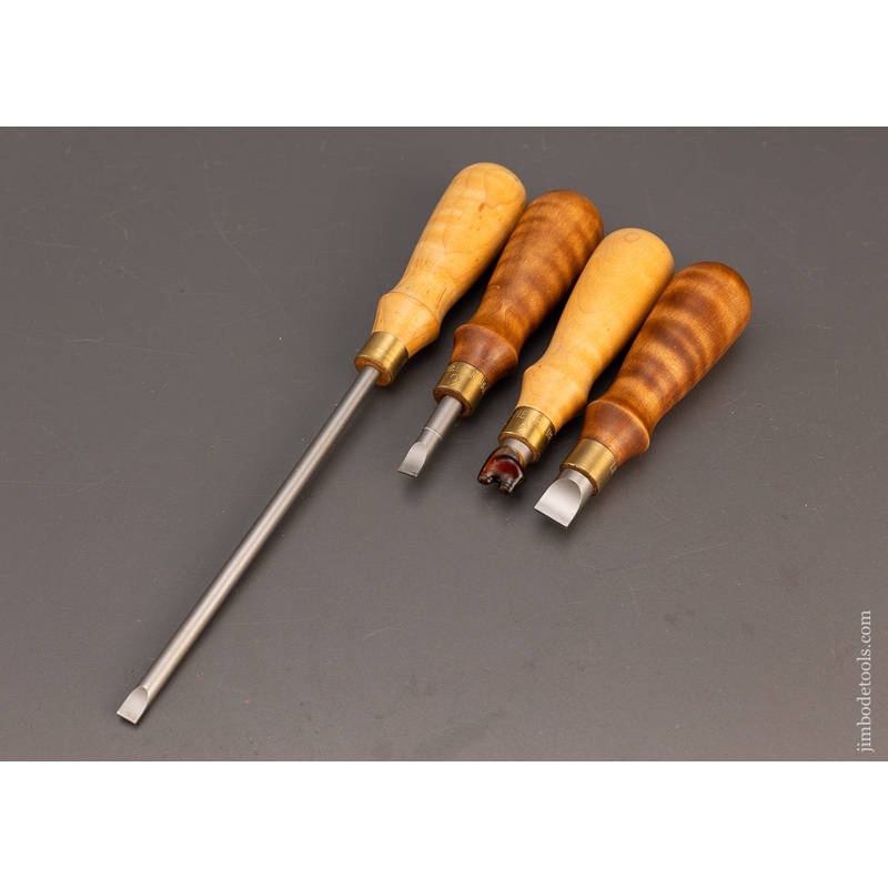 Set of 4 LIE NIELSEN Screwdrivers with Discontinued Tiger Maple Handles – 115147