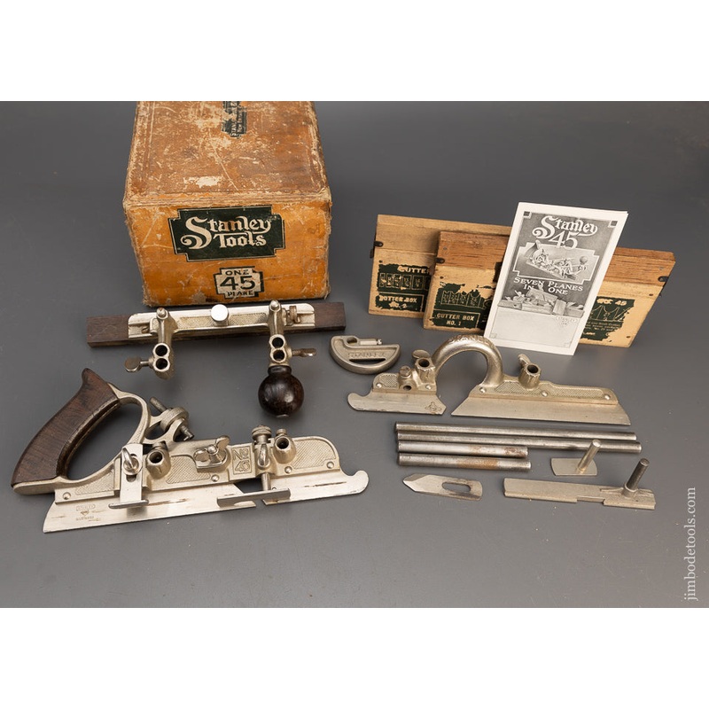 STANLEY No. 45 Combination Plow Plane 100% Complete Near Mint in Box – 115237
